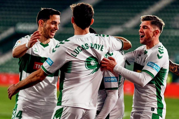 CLB Getafe luôn đoàn kết trên sân cỏ