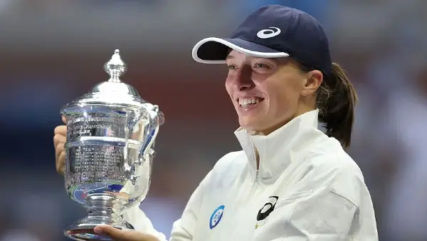 Vị trí top 1 của bảng xếp hạng WTA vẫn không thay đổi so với 2021