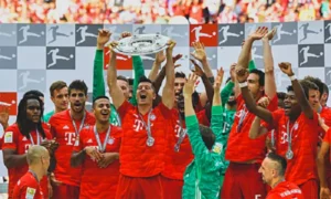 Bayern Munich vô địch Bundesliga mùa 2012-2013